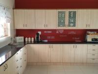 Kitchen - 24 square meters of property in Bains Vlei