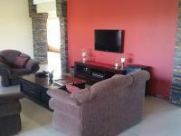 Lounges - 14 square meters of property in Bains Vlei