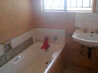 Main Bathroom - 3 square meters of property in Lawley