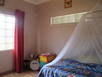 Bed Room 3 - 11 square meters of property in Three Rivers