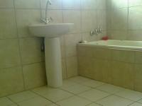 Main Bathroom - 7 square meters of property in Emalahleni (Witbank) 