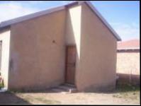 Front View of property in Hlanganani Village