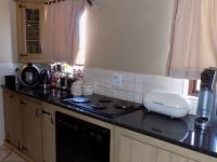 Kitchen - 10 square meters of property in Culturapark