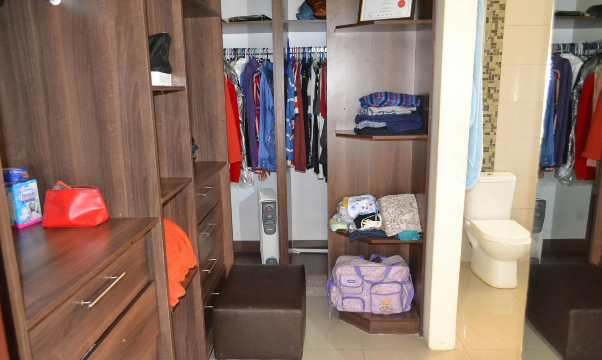 Main Bedroom - 37 square meters of property in Kosmosdal