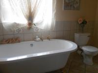 Main Bathroom - 8 square meters of property in Kenmare