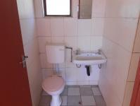 Main Bathroom - 4 square meters of property in Marburg