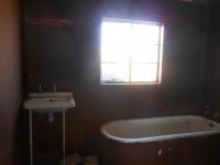 Bathroom 1 - 19 square meters of property in Randfontein