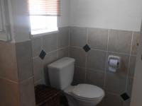 Bathroom 2 - 9 square meters of property in Westonaria