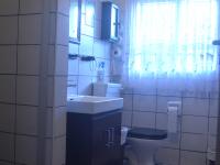 Main Bathroom - 6 square meters of property in Richards Bay
