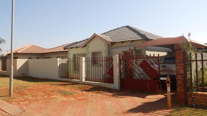 2 Bedroom Sectional Title for Sale For Sale in Clarina - Private Sale - MR141892