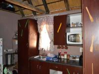 Kitchen - 33 square meters of property in Waterval East
