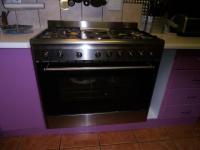 Kitchen - 33 square meters of property in Waterval East