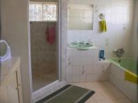 Main Bathroom - 13 square meters of property in Philippolis