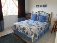 Bed Room 2 - 12 square meters of property in Umzumbe