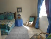 Main Bedroom - 25 square meters of property in Umzumbe