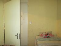 Bed Room 1 - 8 square meters of property in Elspark