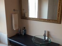 Main Bathroom - 8 square meters of property in Mossel Bay