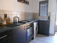 Kitchen - 12 square meters of property in Dawn Park