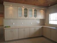 Kitchen - 24 square meters of property in Sunward park