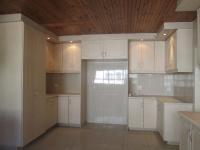 Kitchen - 24 square meters of property in Sunward park