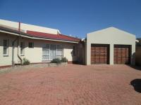 Front View of property in Sunward park