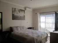 Main Bedroom - 16 square meters of property in Sunward park