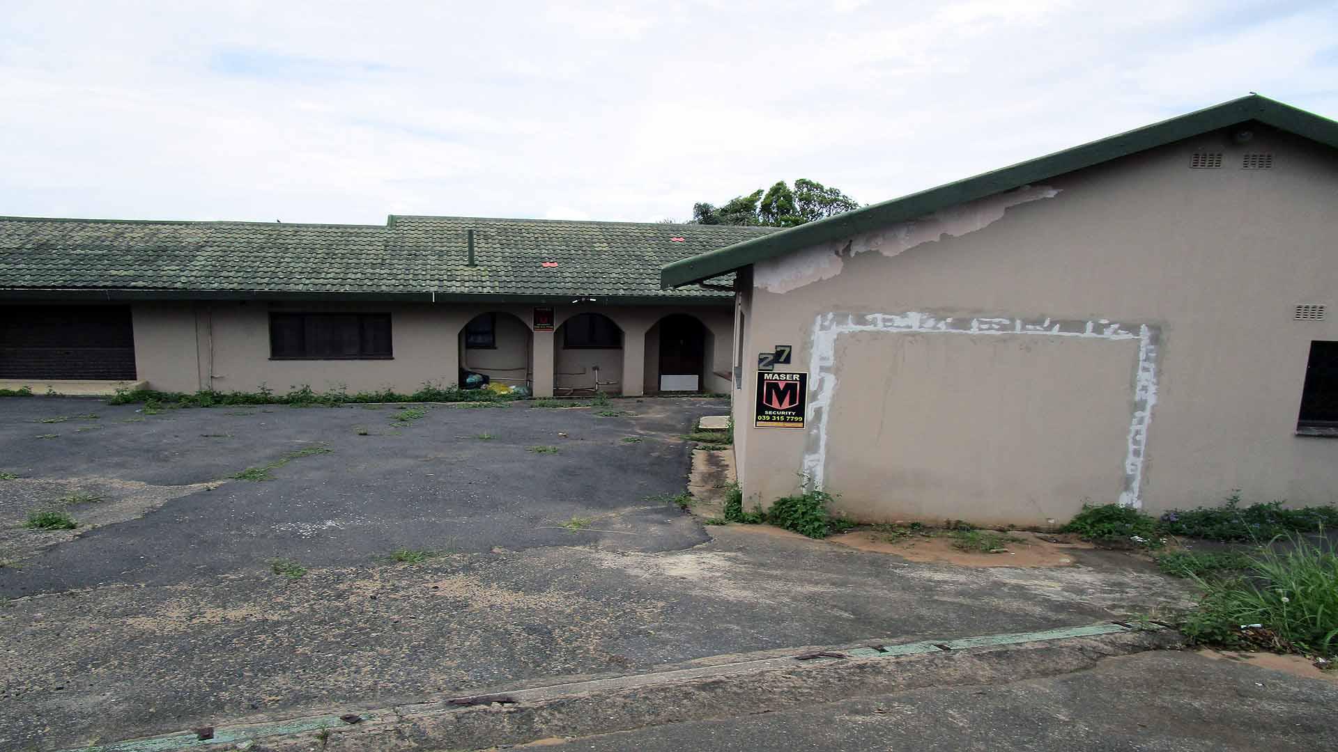 Front View of property in Uvongo