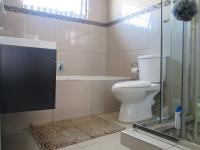 Main Bathroom - 5 square meters of property in Meyersdal