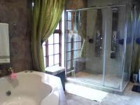 Main Bathroom - 12 square meters of property in Terenure