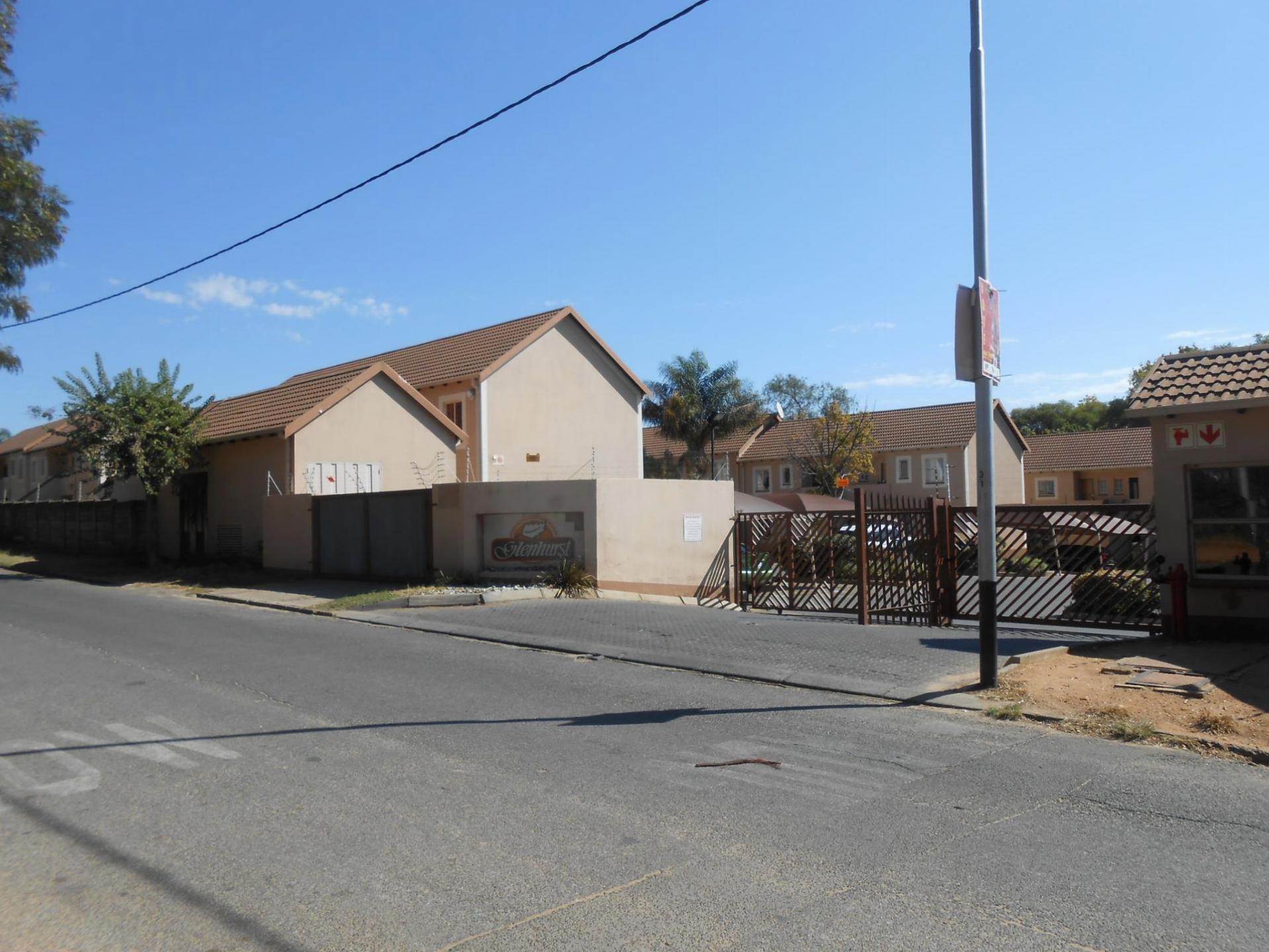 Front View of property in Kew