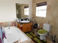 Main Bathroom - 6 square meters of property in Pietermaritzburg (KZN)