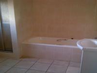 Main Bathroom - 10 square meters of property in Virginia - Free State