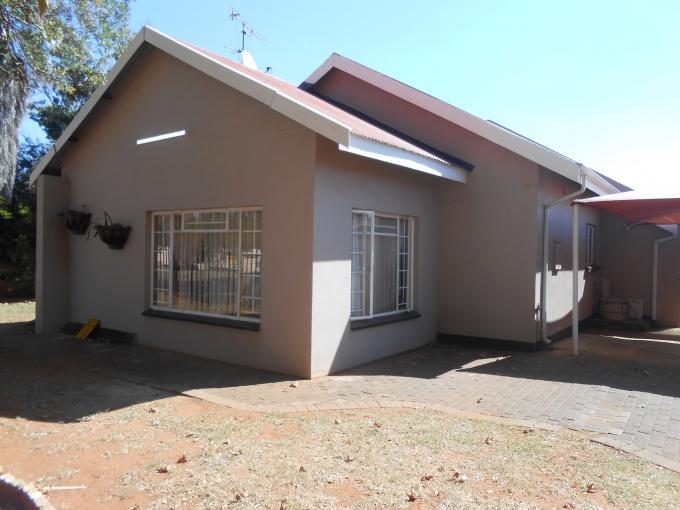 3 Bedroom House for Sale For Sale in Carletonville - Private Sale - MR142551