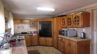 Kitchen - 19 square meters of property in Lenasia South