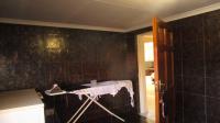 Rooms of property in Lenasia South