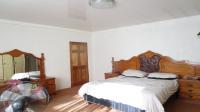 Main Bedroom - 31 square meters of property in Lenasia South