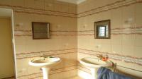 Main Bathroom - 15 square meters of property in Lenasia South