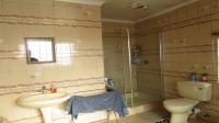 Main Bathroom - 15 square meters of property in Lenasia South