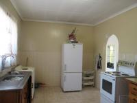 Kitchen - 16 square meters of property in Waldrift