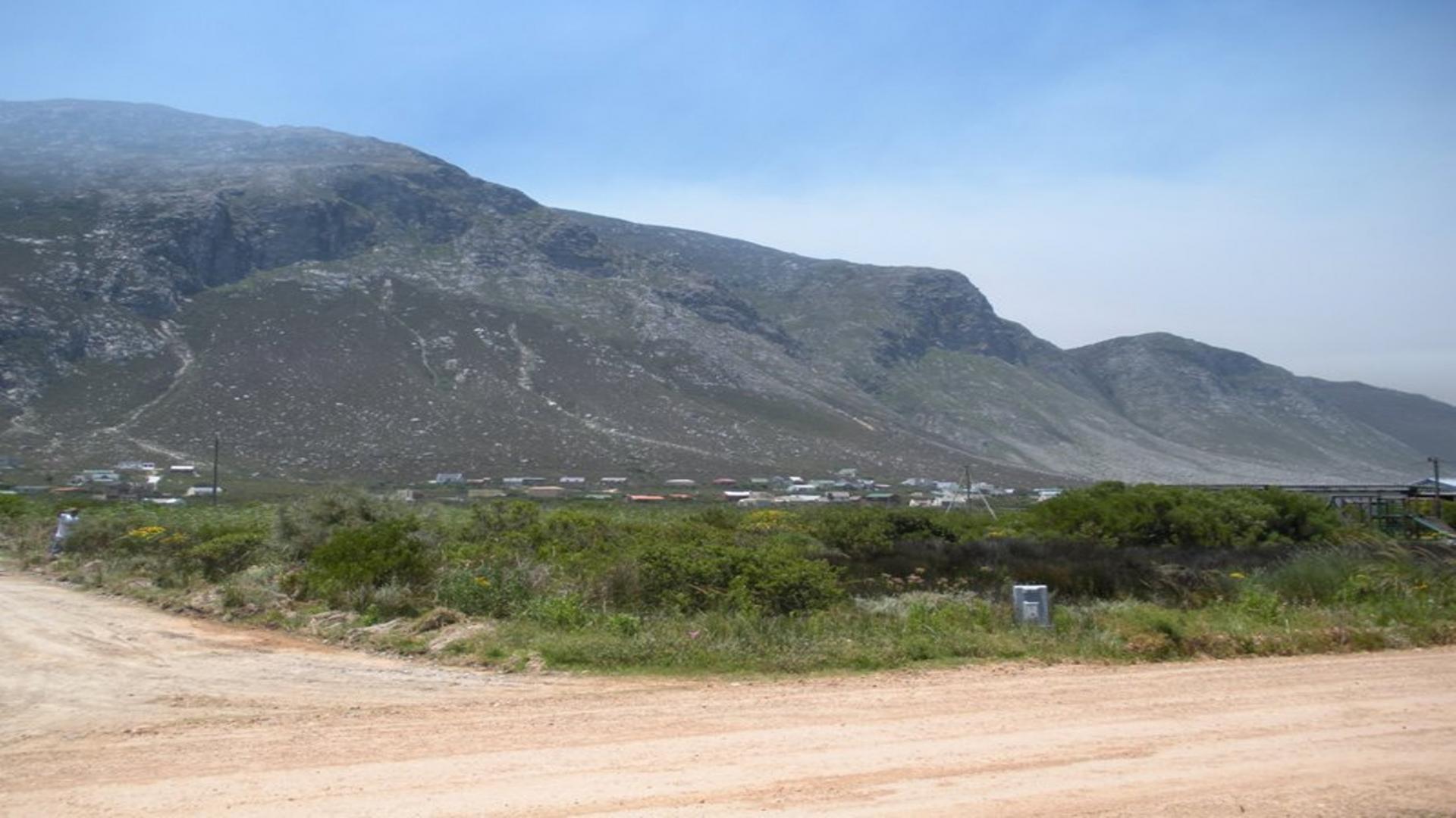 Front View of property in Bettys Bay