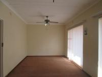 Bed Room 1 - 27 square meters of property in Brackenhurst