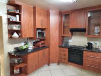 Kitchen - 11 square meters of property in Three Rivers