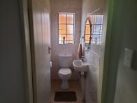 Guest Toilet - 2 square meters of property in Three Rivers