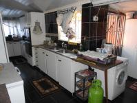 Kitchen - 24 square meters of property in Umkomaas