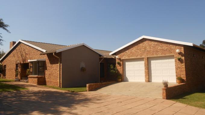 5 Bedroom House for Sale For Sale in Midrand - Home Sell - MR142768