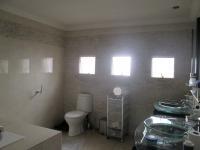 Main Bathroom - 31 square meters of property in Delmas