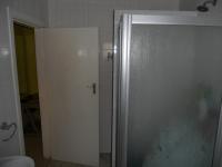 Bathroom 1 - 11 square meters of property in Park Hill