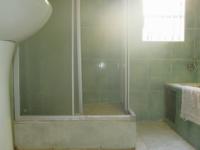 Main Bathroom - 2 square meters of property in Boksburg