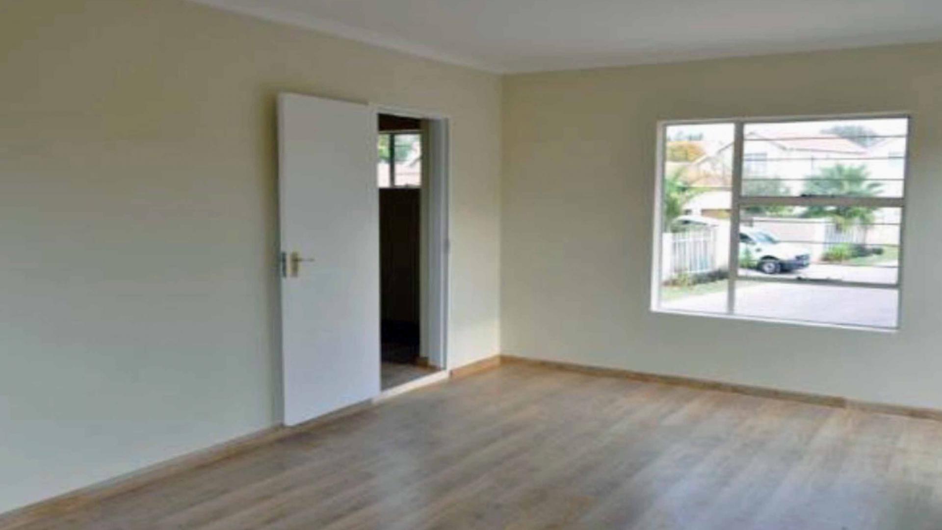 Main Bedroom - 29 square meters of property in Kengies