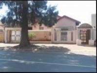 4 Bedroom 2 Bathroom Cluster for Sale for sale in Protea North